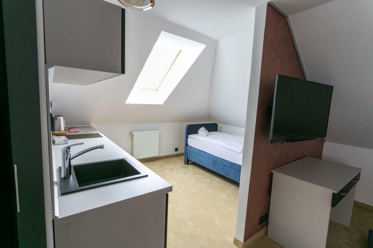 Apart Hotel Golden Apartments Kosice Bagian luar foto