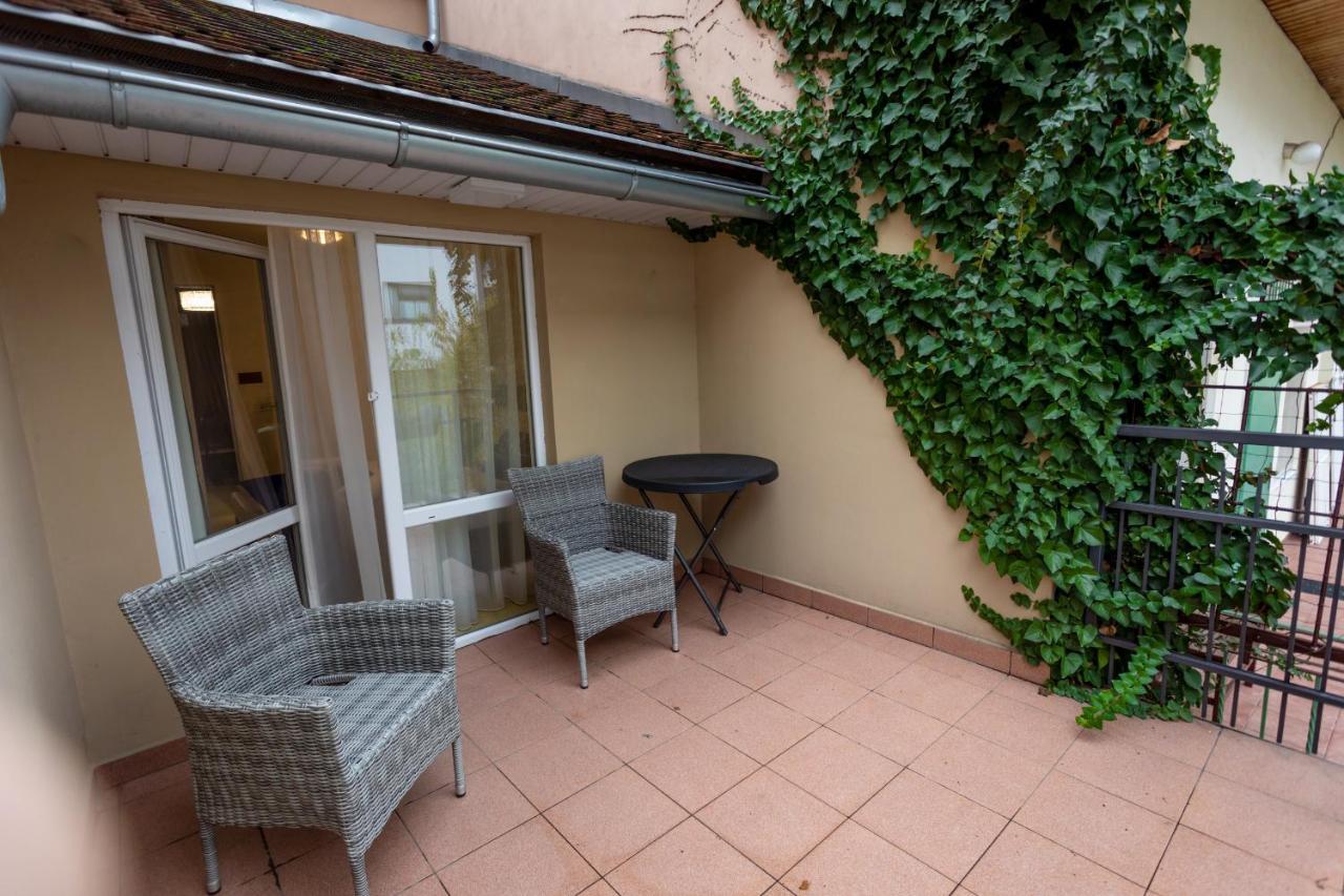 Apart Hotel Golden Apartments Kosice Bagian luar foto