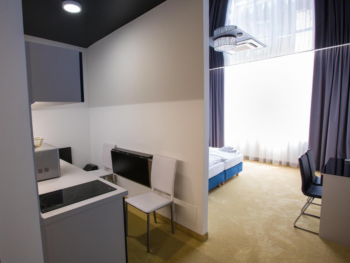 Apart Hotel Golden Apartments Kosice Bagian luar foto